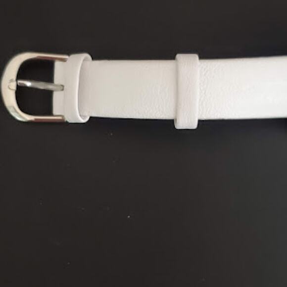 Nolan Miller Women's Watch Crystal Bezel and White‎ Leather Band Fresh Battery - Picture 6 of 9